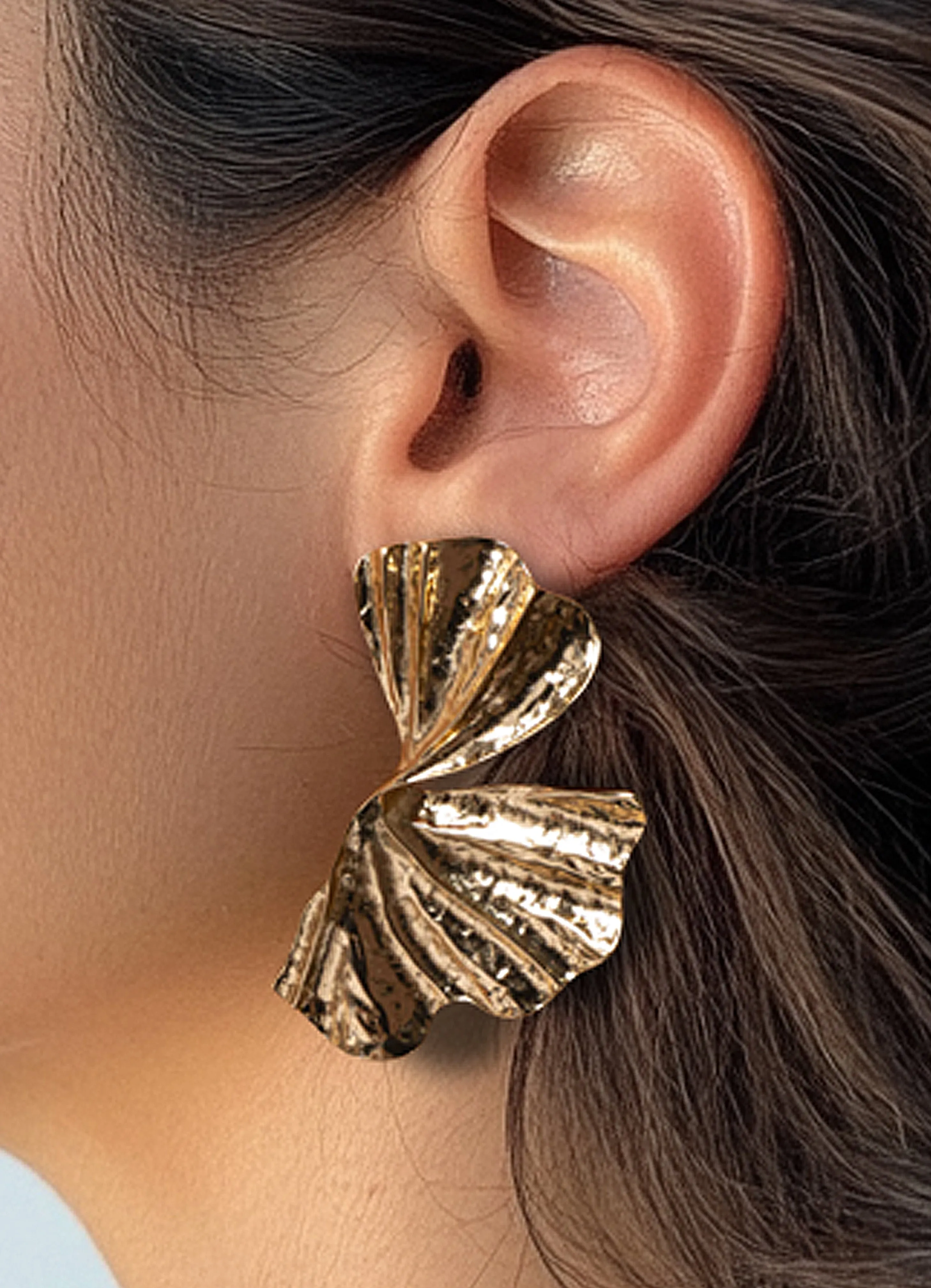 Twist Fan Drop Earrings sold by Bogomore product image thumbnail 2