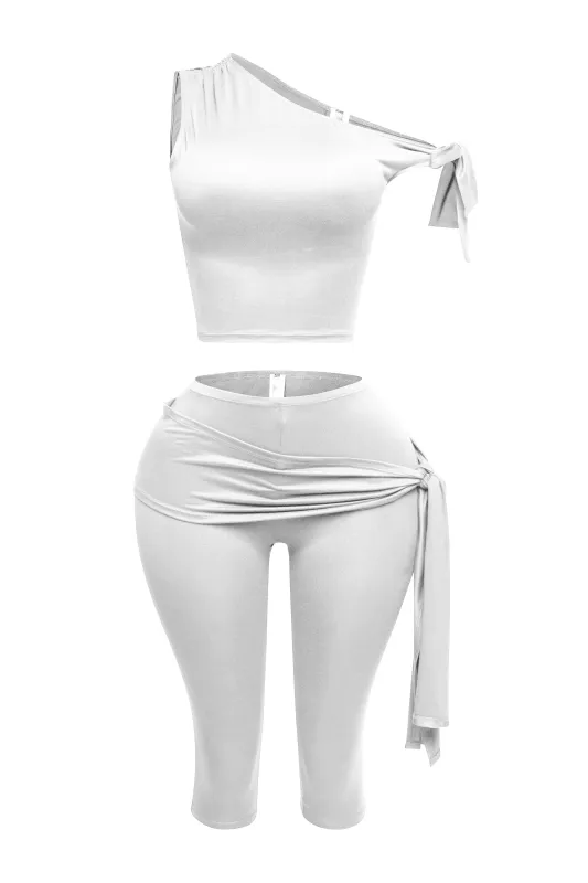 One shoulder tied detailed capri leggings set sold by Bogomore