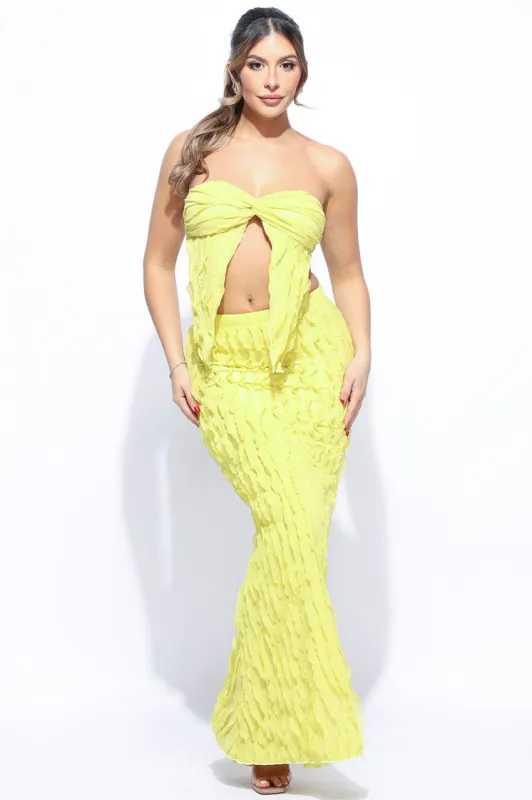 Ruffle designed skirt set sold by Bogomore