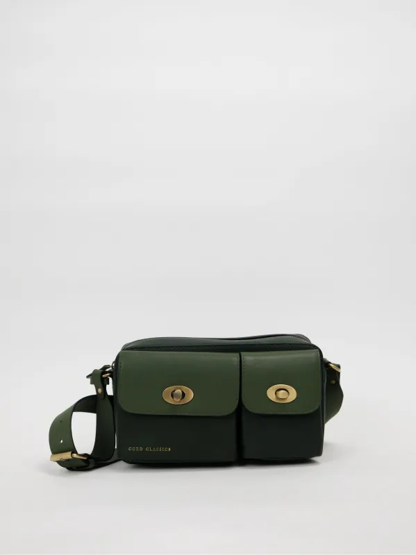 Turnlock made by Cord