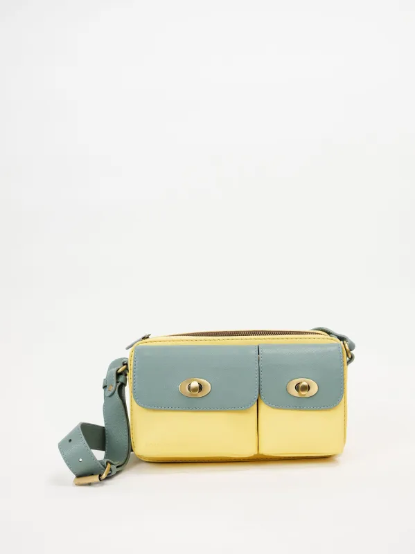 Turnlock made by Cord