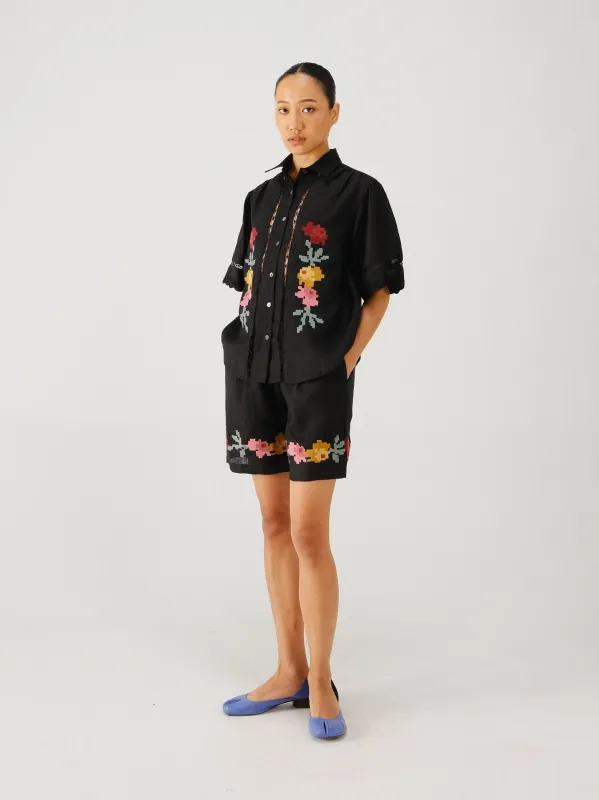 Wide leg shorts made by Cord