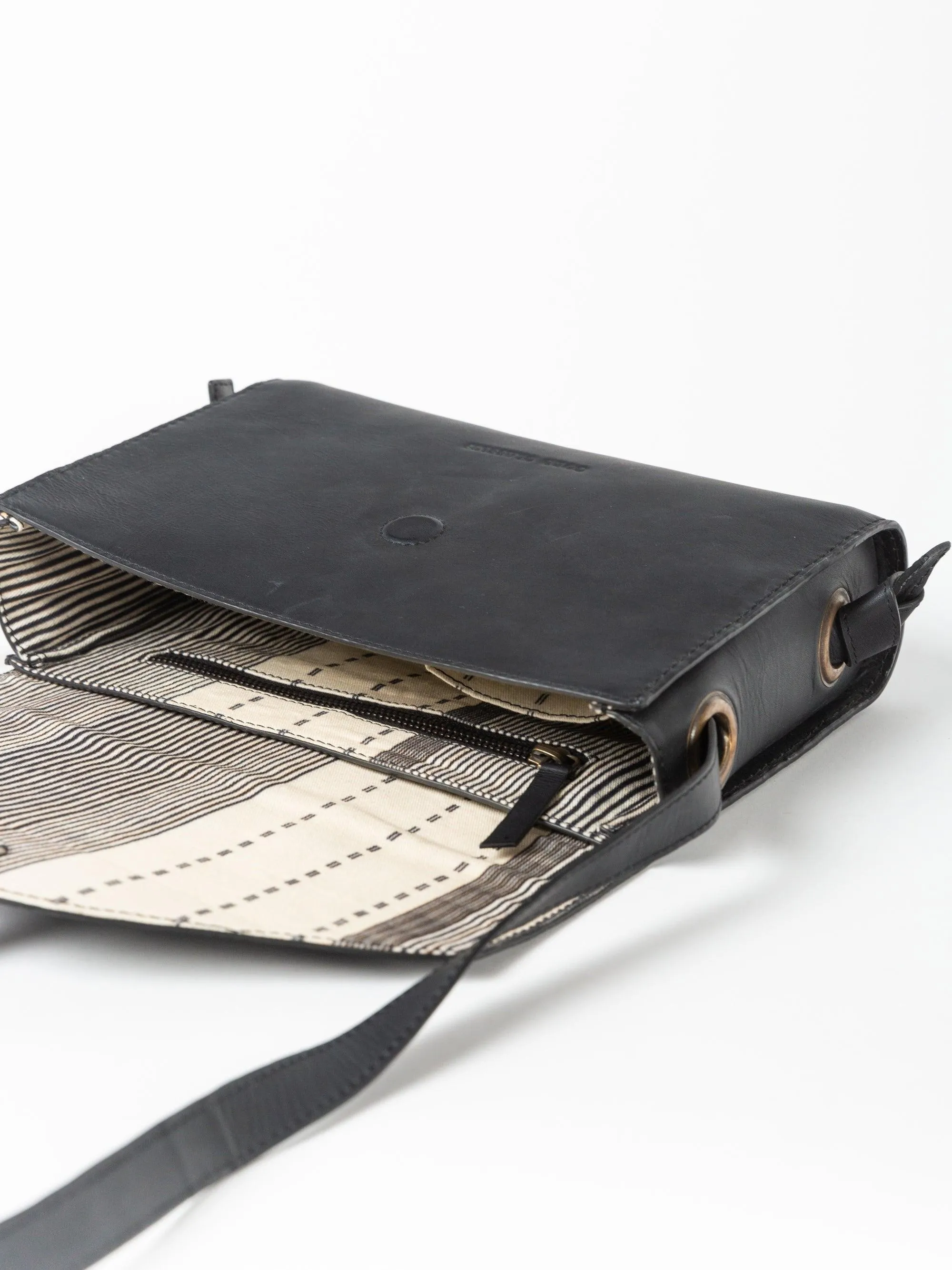 Envelope Front Knot Bag sold by Cord product image thumbnail 3