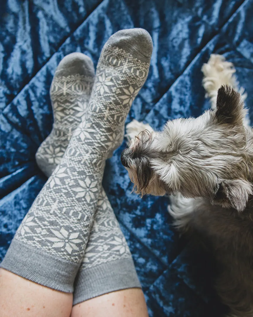 Men's Snowflake Luxuriously Soft Cashmere Blend Crew Socks sold by MeMoi product image thumbnail 4