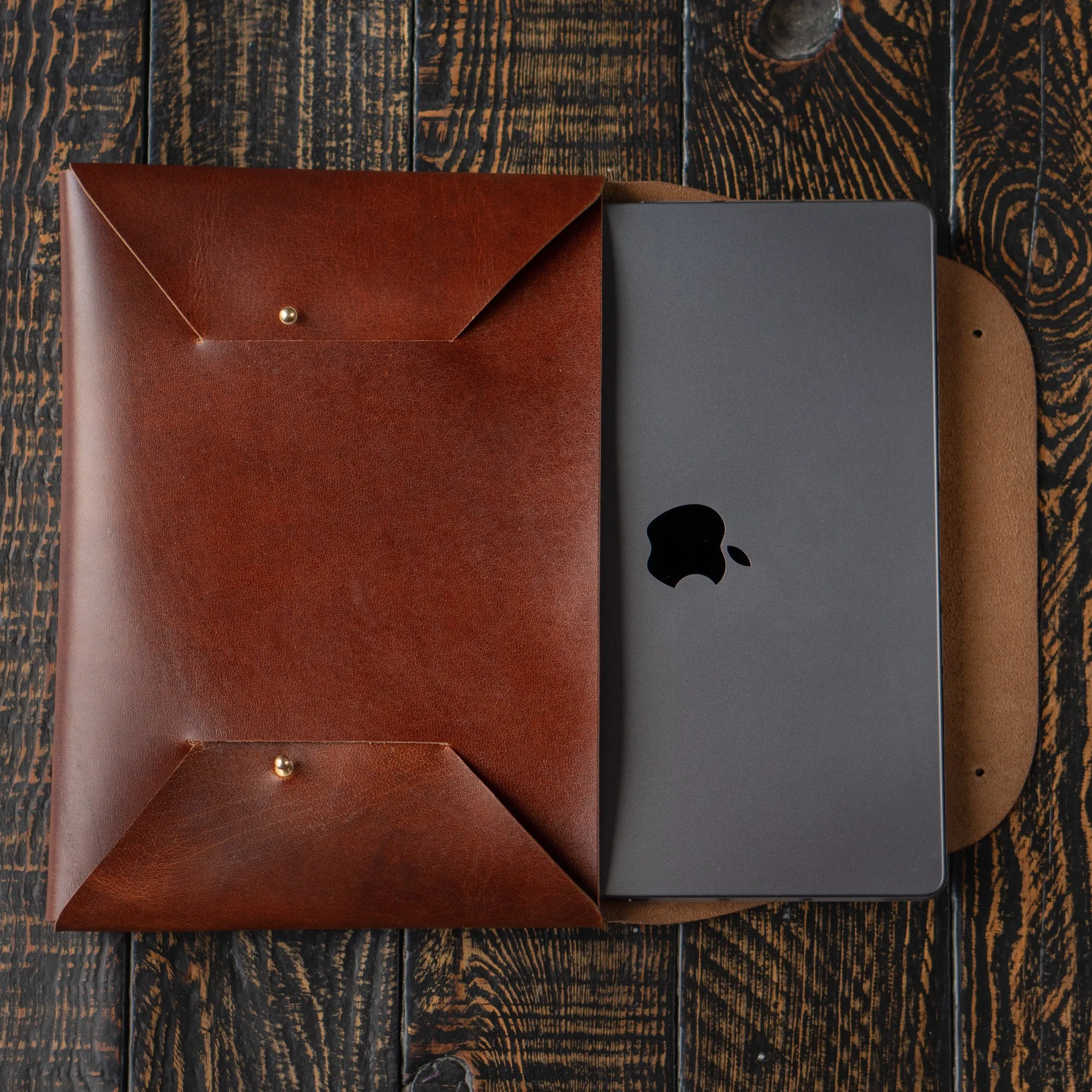 Minimal Laptop Sleeve (Saddle Tan) sold by Craft and Glory product image thumbnail 2