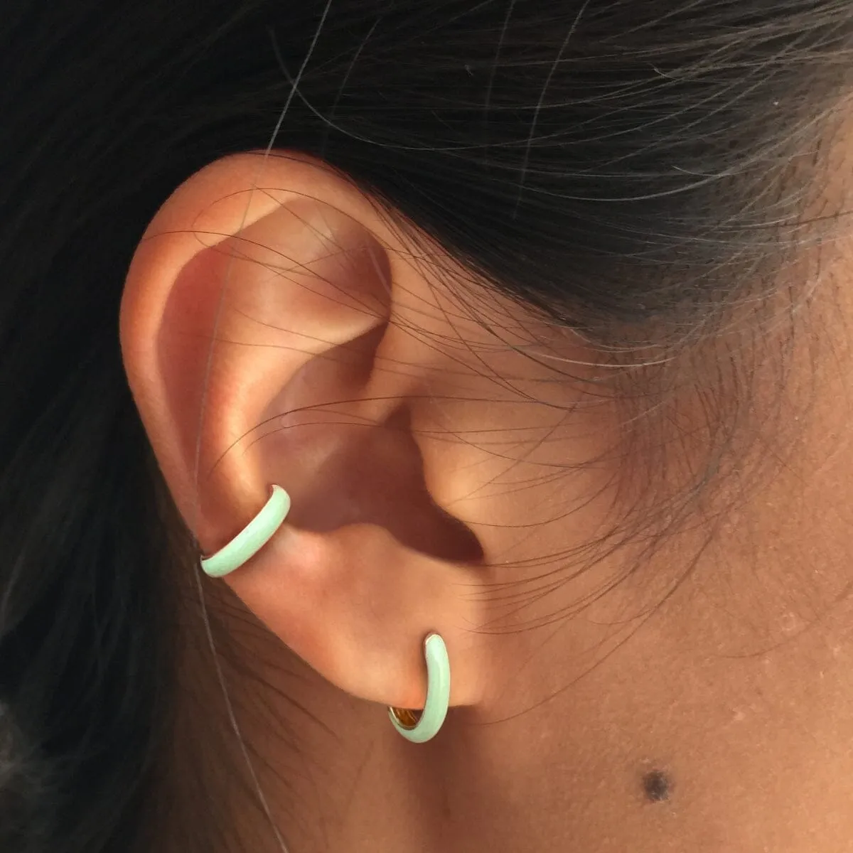 Gedail mint enamel huggie earring sold by Adornmonde product image thumbnail 2