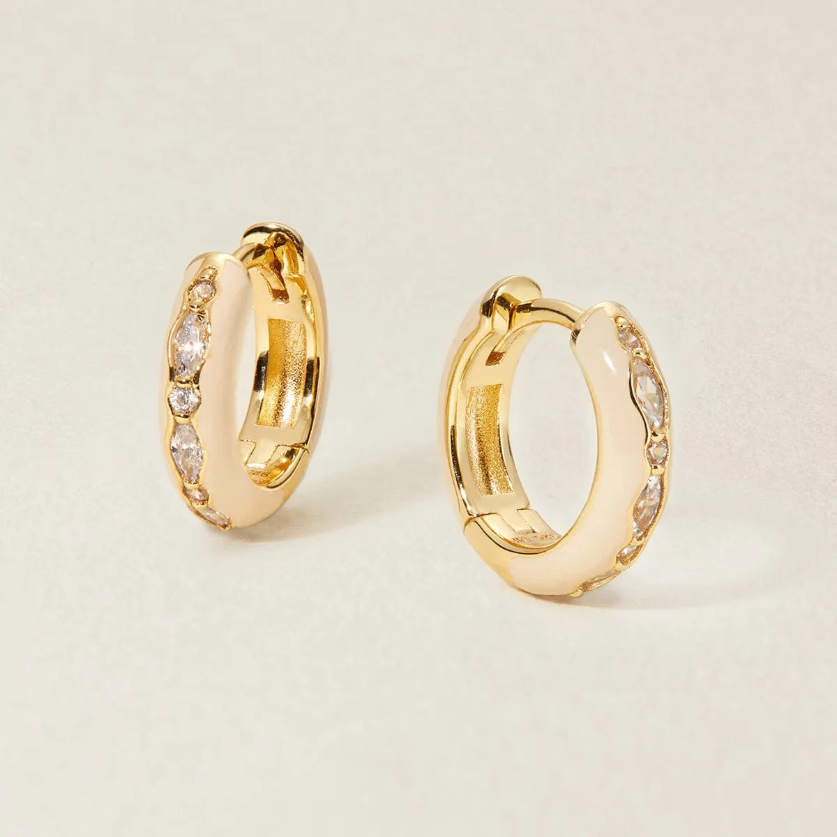 Mattus butter earrings sold by Adornmonde product image thumbnail 4