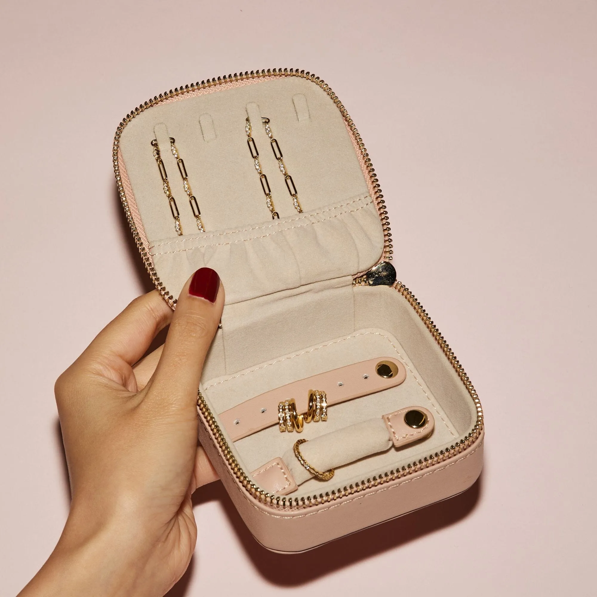 Leather jewelry case sold by Adornmonde product image thumbnail 4