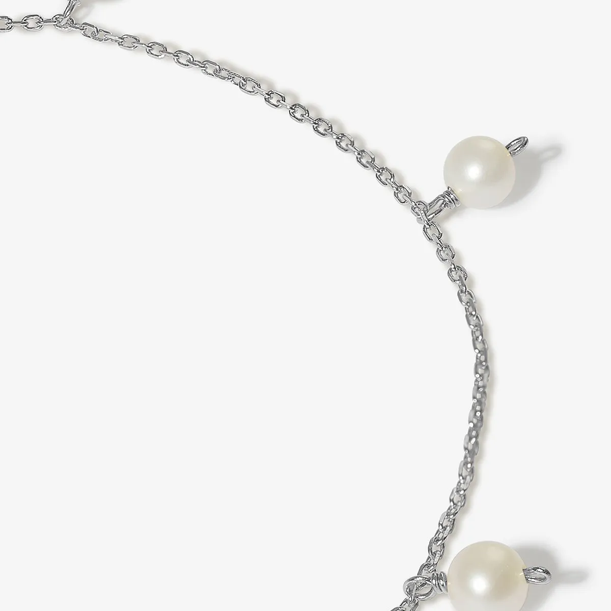 Jaan pearl bracelet sold by Adornmonde product image thumbnail 2