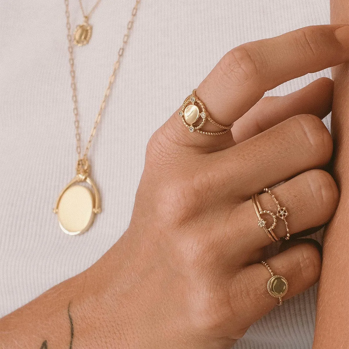 Picasso necklace sold by Adornmonde product image thumbnail 2