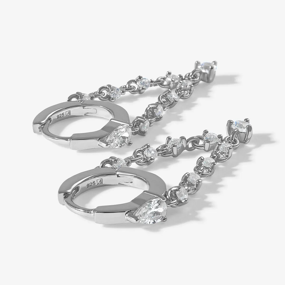 Ellington chain earrings sold by Adornmonde product image thumbnail 4
