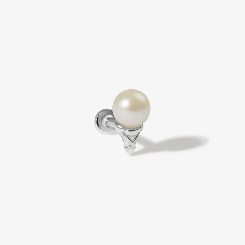 Cami ice-cream pearl piercing sold by Adornmonde