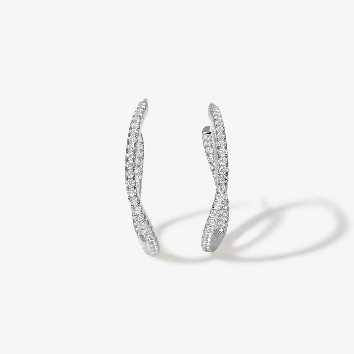 Vanh wave midi hoop earrings sold by Adornmonde product image thumbnail 3