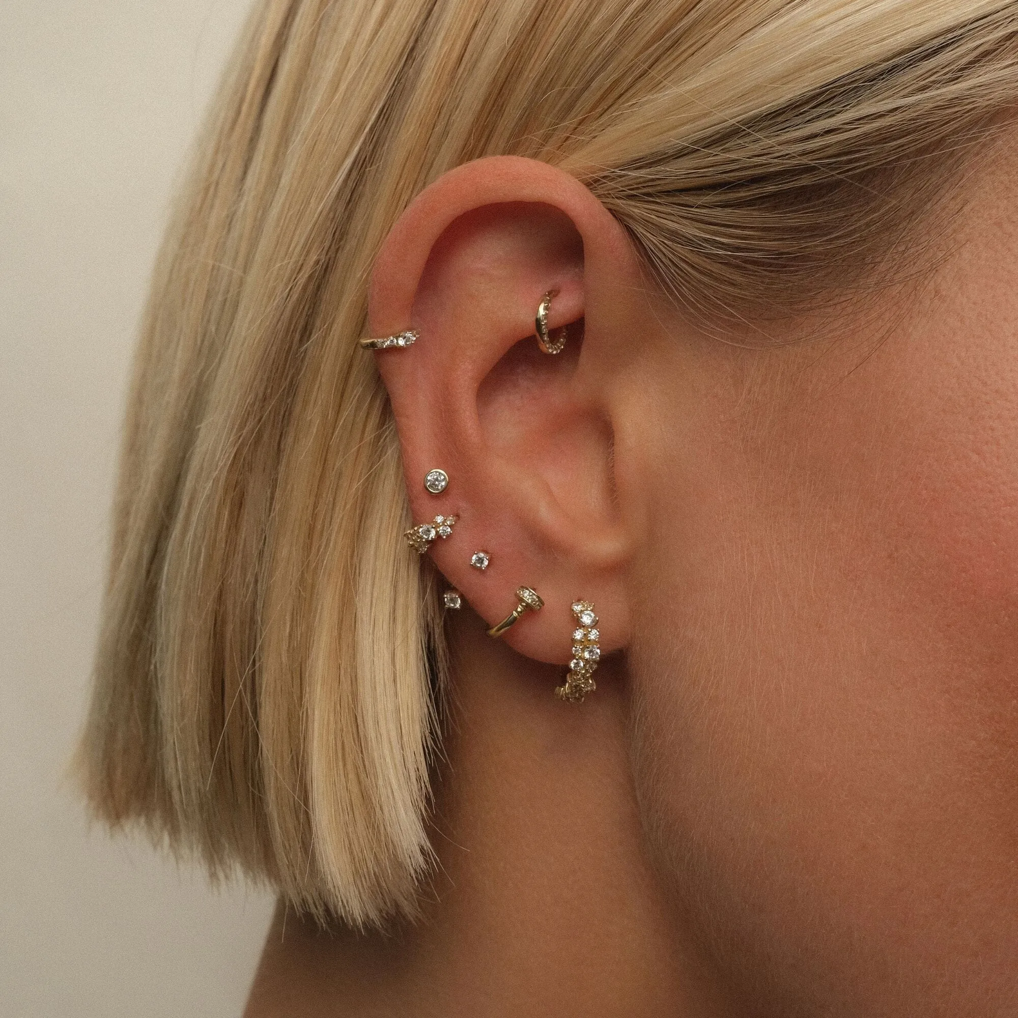 Gene mini clicker hoop sold by Adornmonde product image thumbnail 3