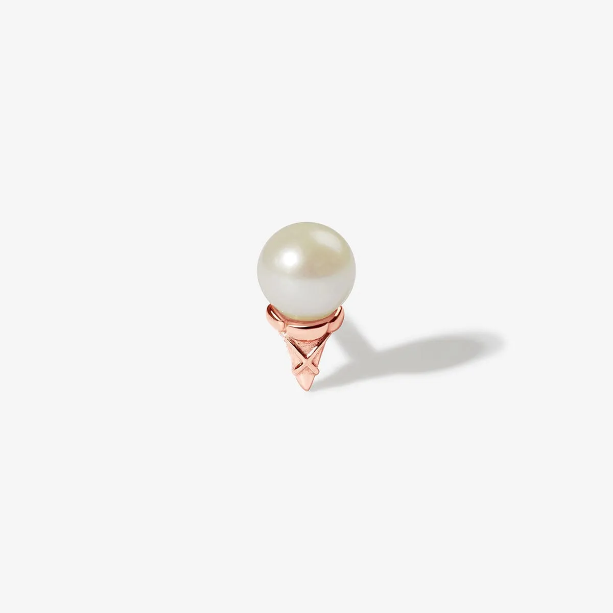 Cami ice-cream pearl piercing sold by Adornmonde
