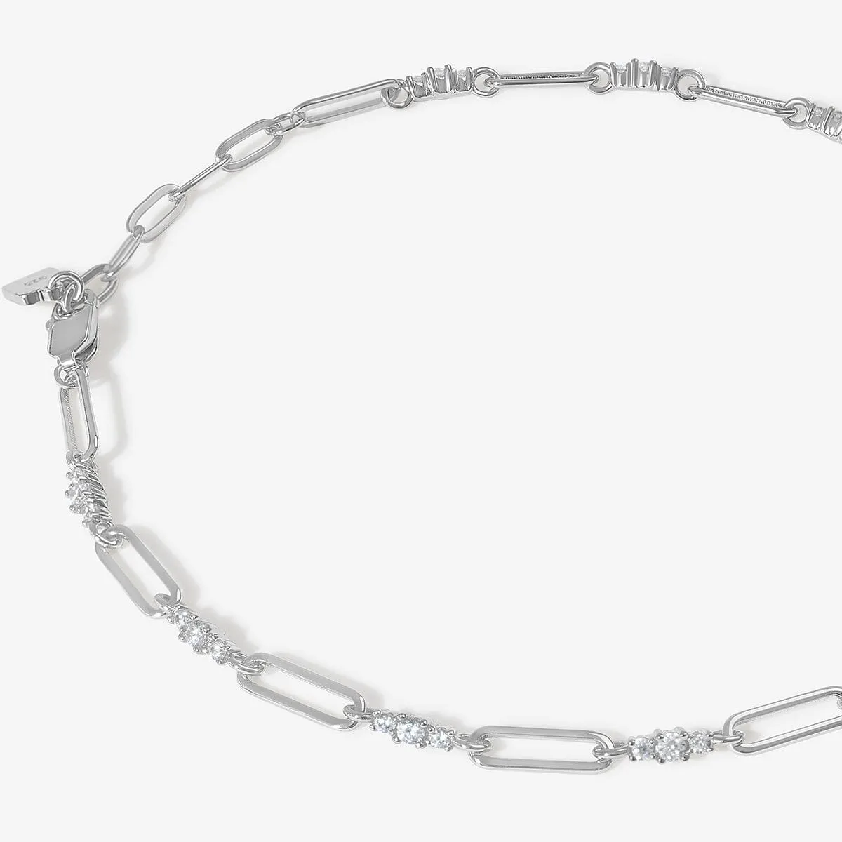 Sabi single link paperclip chain anklet sold by Adornmonde product image thumbnail 4