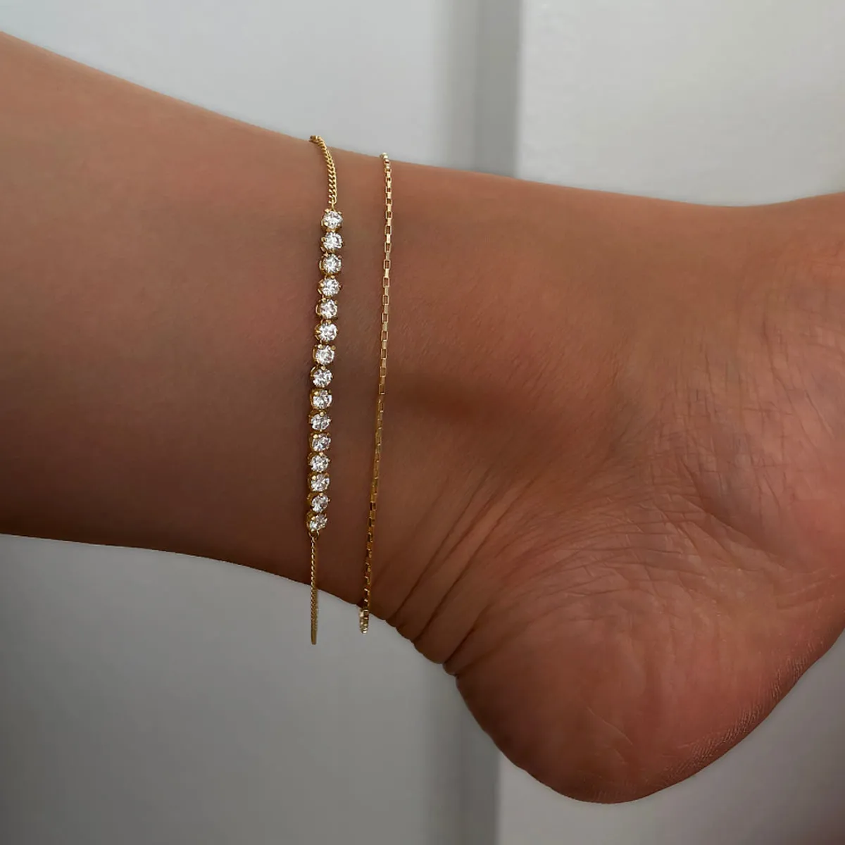 Reen crystal anklet sold by Adornmonde product image thumbnail 2