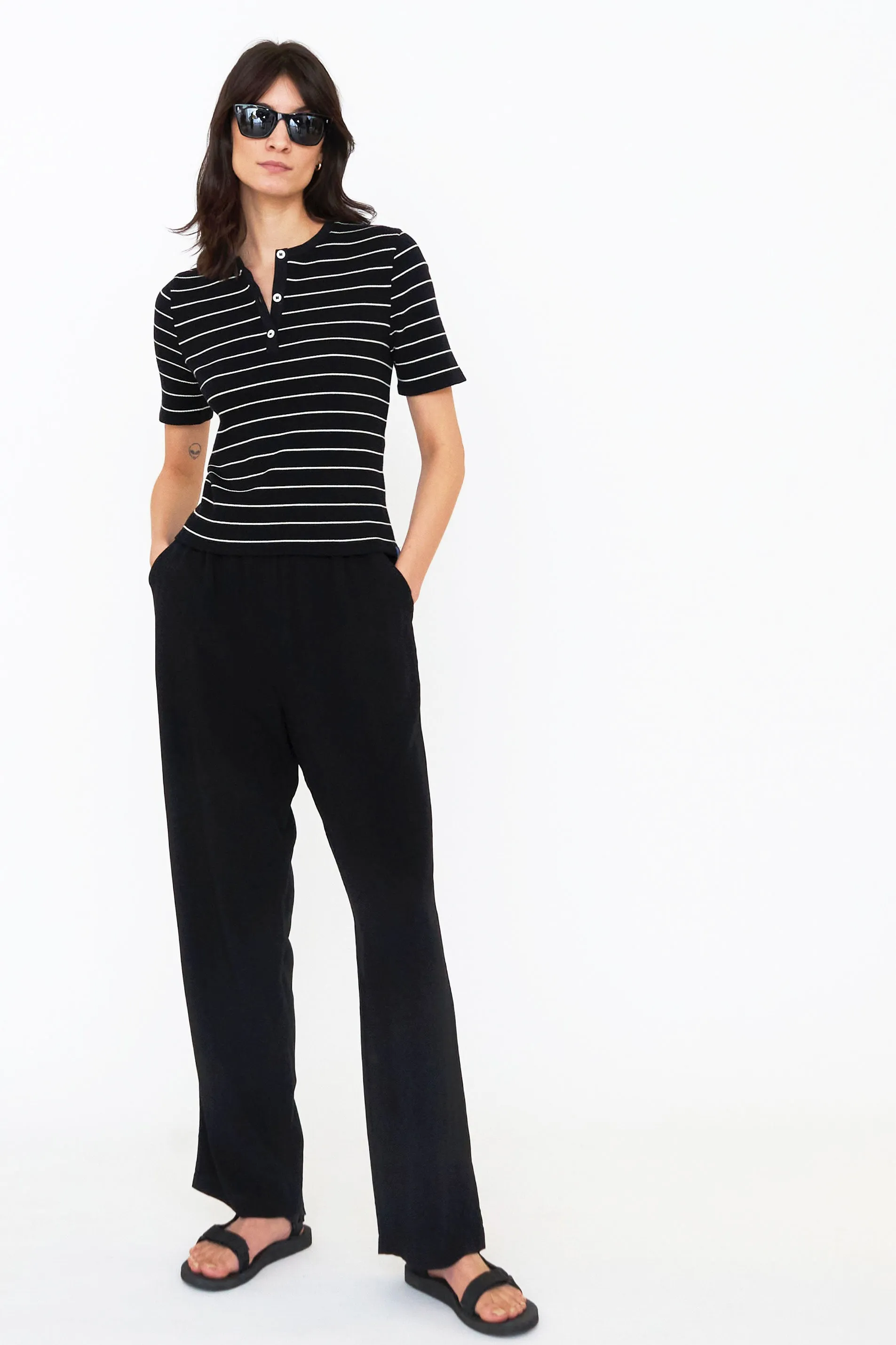 The Suki - Black sold by Kule product image thumbnail 3