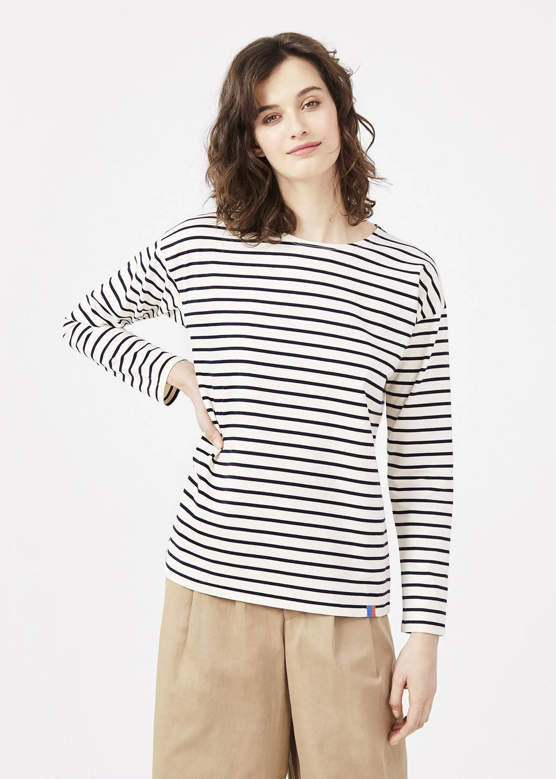 The Boyfriend - Cream/Navy sold by Kule product image thumbnail 4