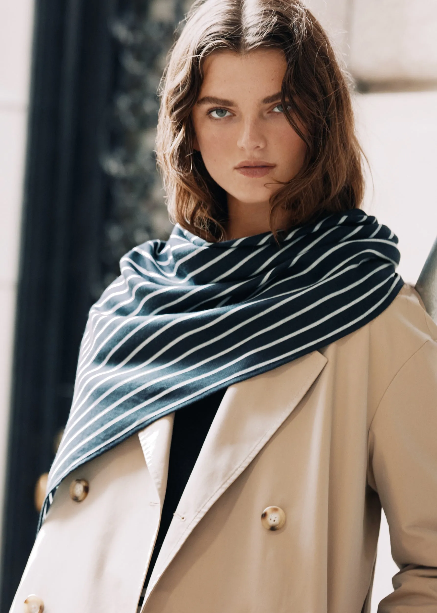 The Agatha - Navy/Cream sold by Kule product image thumbnail 2