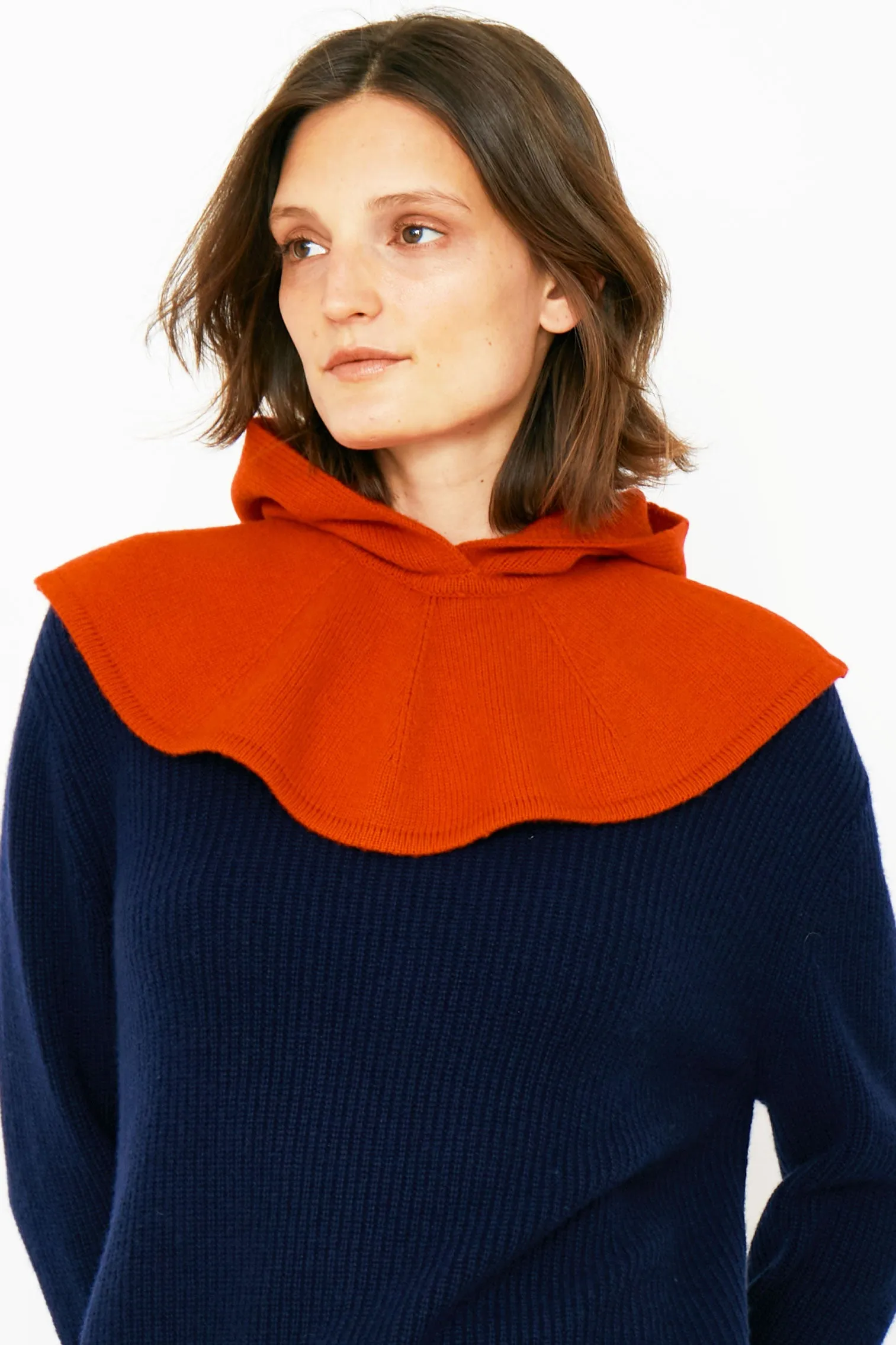 The Little Red - Poppy sold by Kule product image thumbnail 2