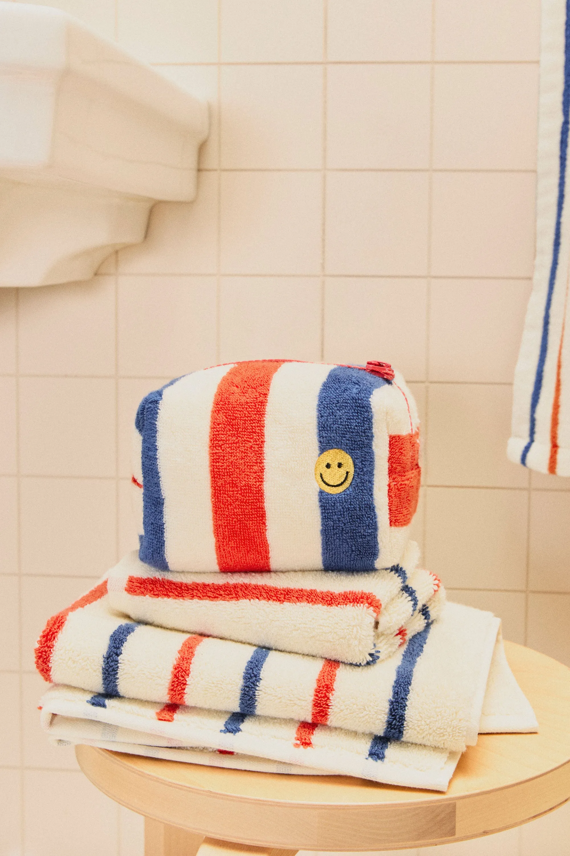 The Terry Pouch Small - Cream/Royal Blue/Poppy sold by Kule product image thumbnail 2