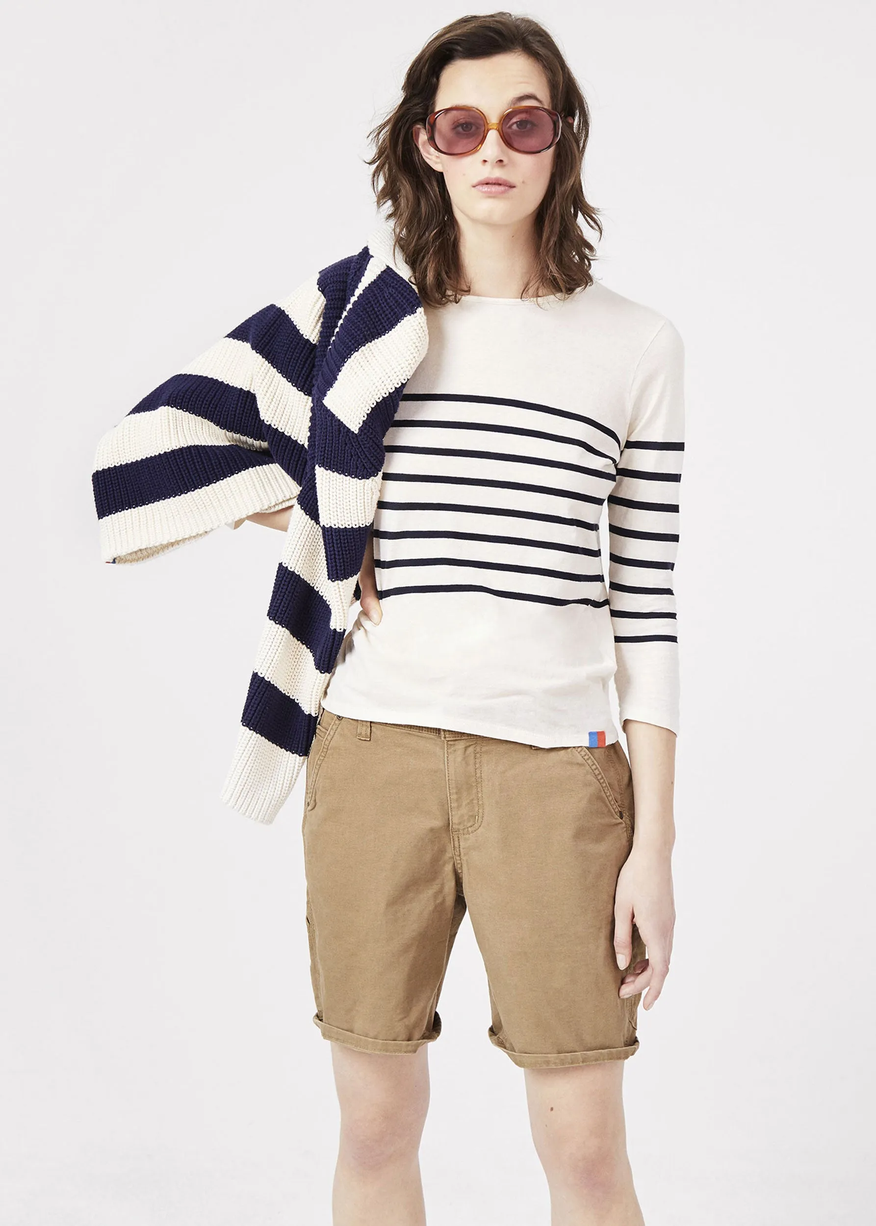 The Malibu - Cream/Navy sold by Kule product image thumbnail 3