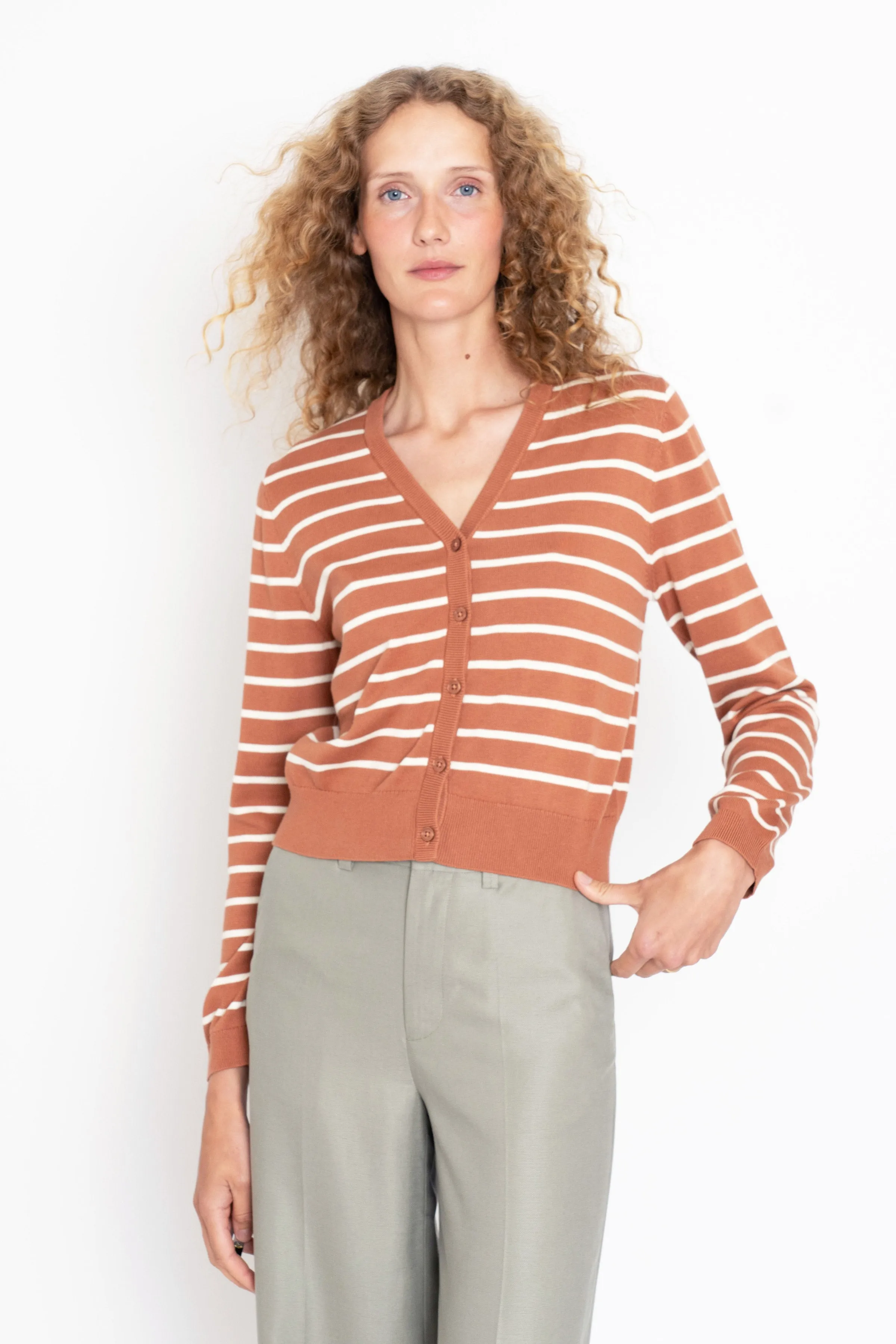 The Clove - Hazelnut/Cream sold by Kule product image thumbnail 3