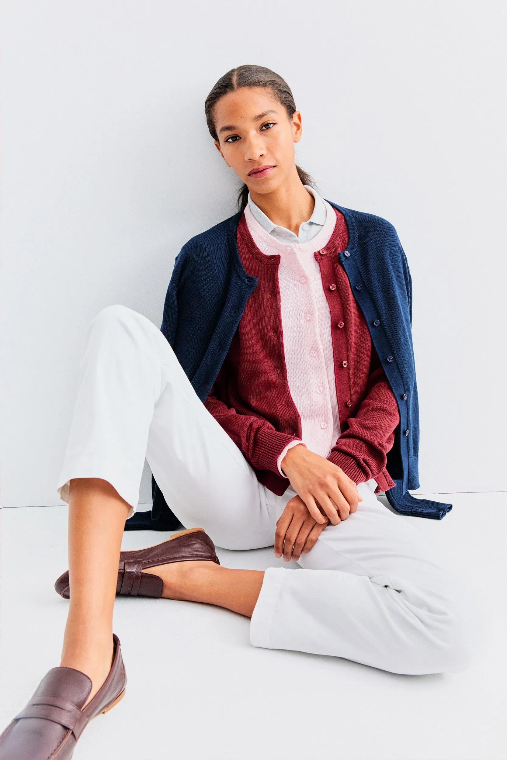 The Kaspia - Navy sold by Kule product image thumbnail 5