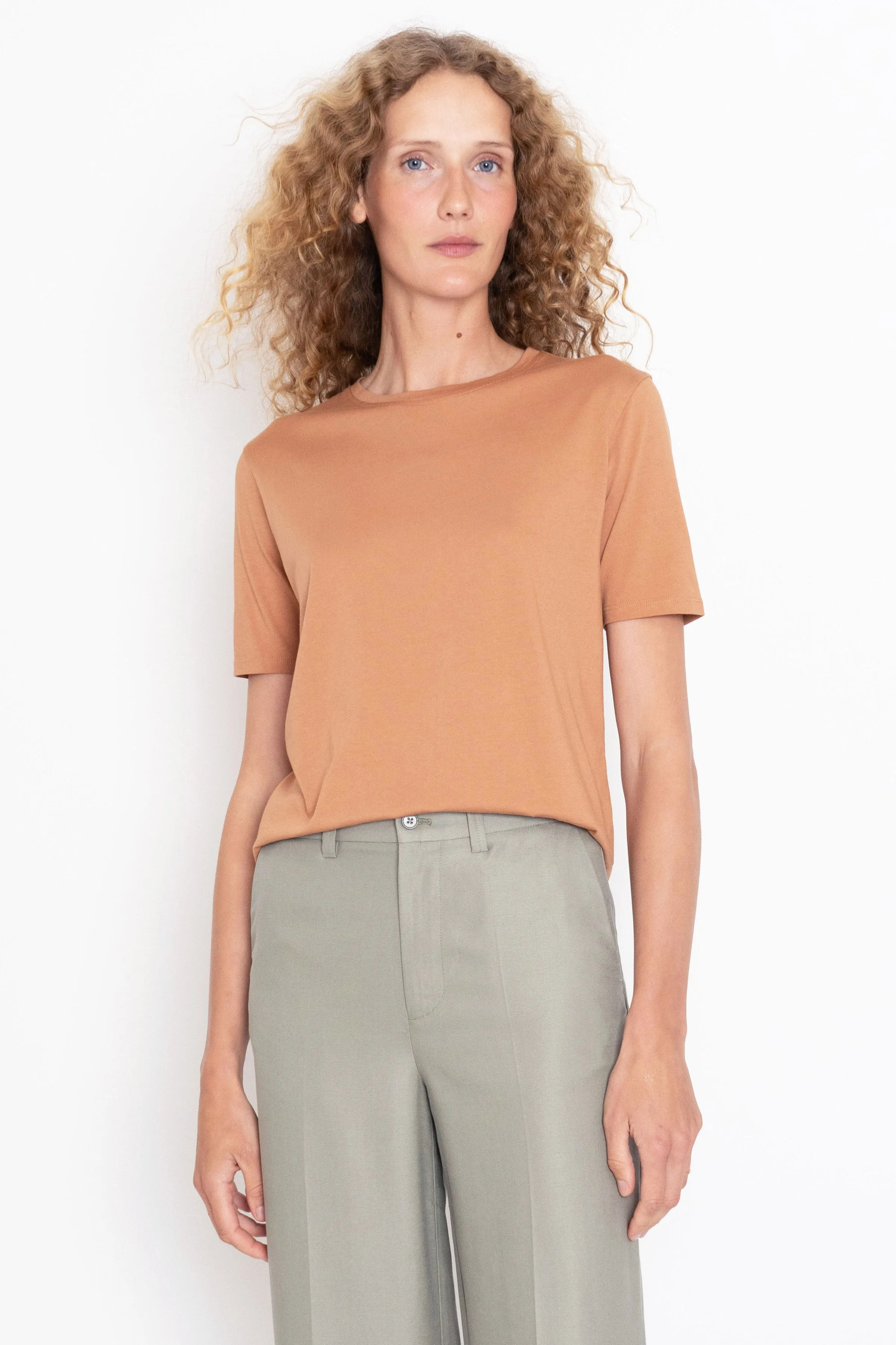 The Modern - Hazelnut sold by Kule product image thumbnail 3