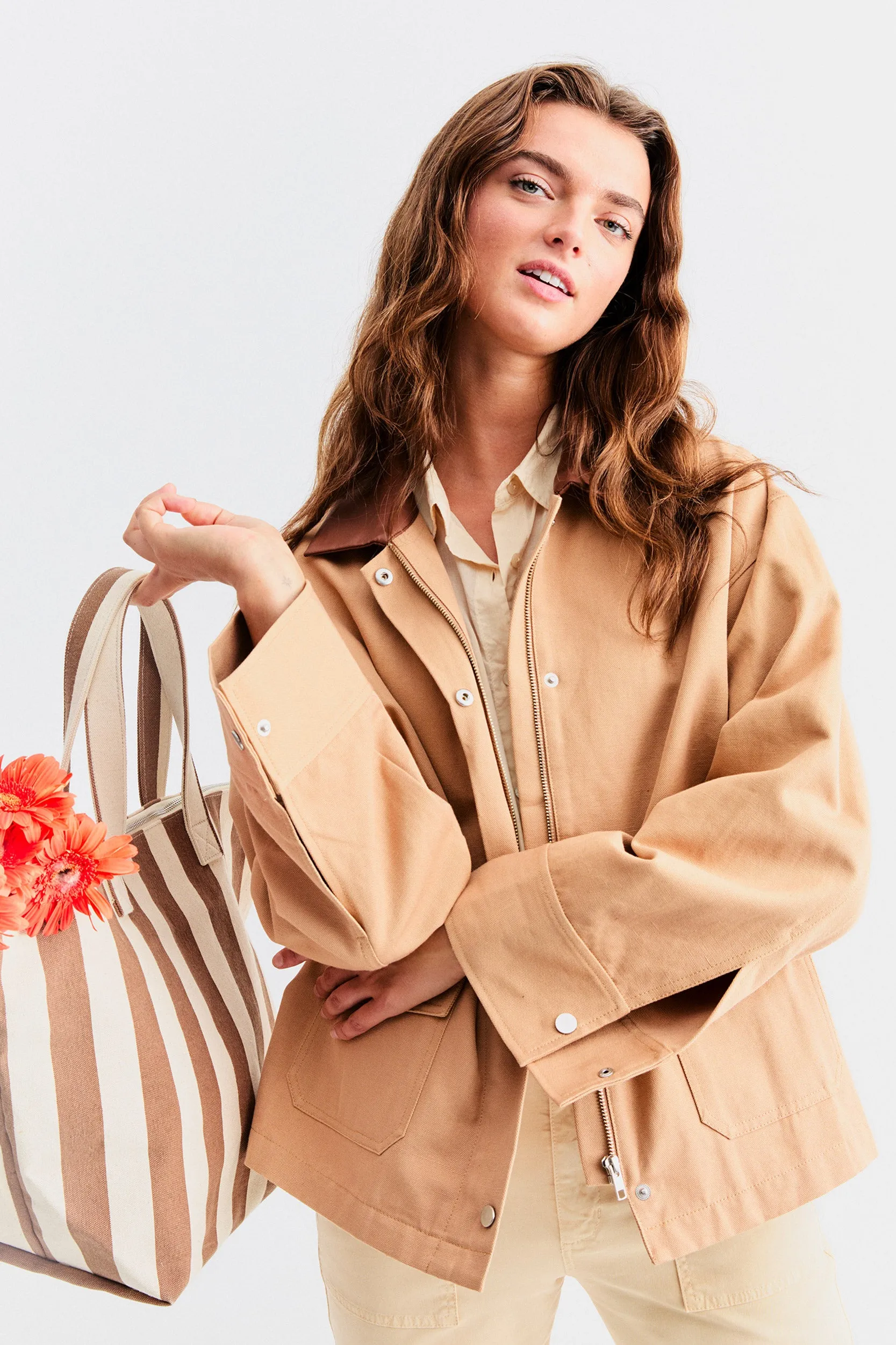 The Ripley - Khaki sold by Kule product image thumbnail 4