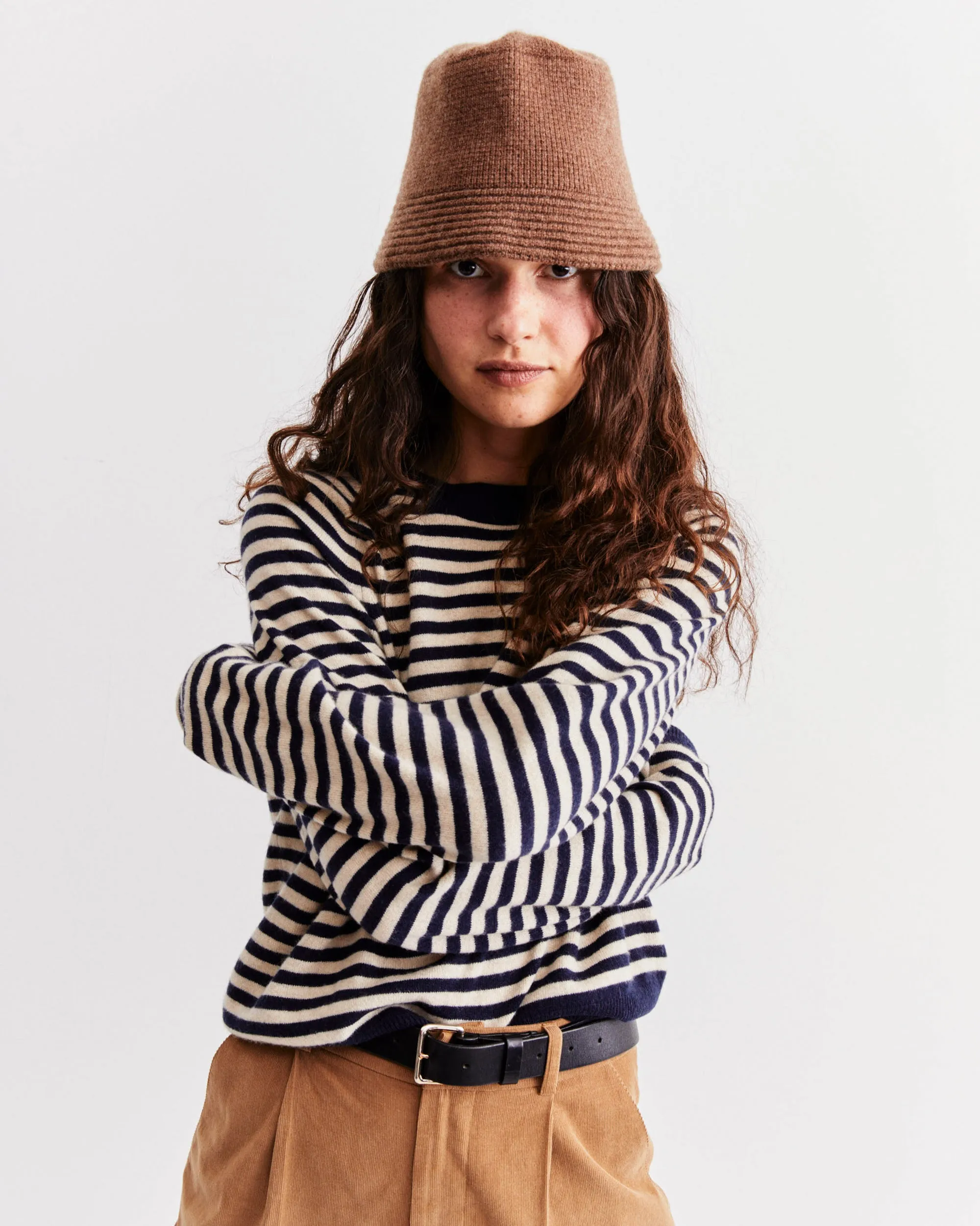 The Sydney - Navy/Cream sold by Kule product image thumbnail 3