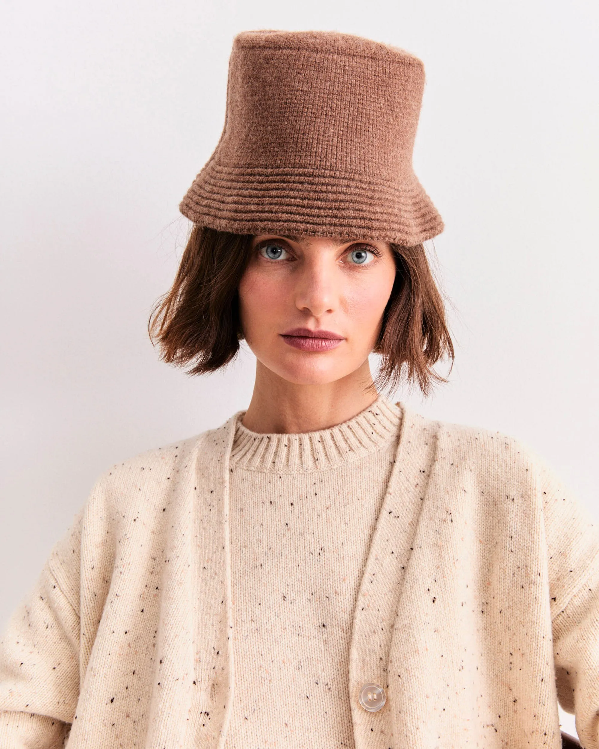The Cashmere Tatum - Oatmeal Donegal sold by Kule product image thumbnail 4