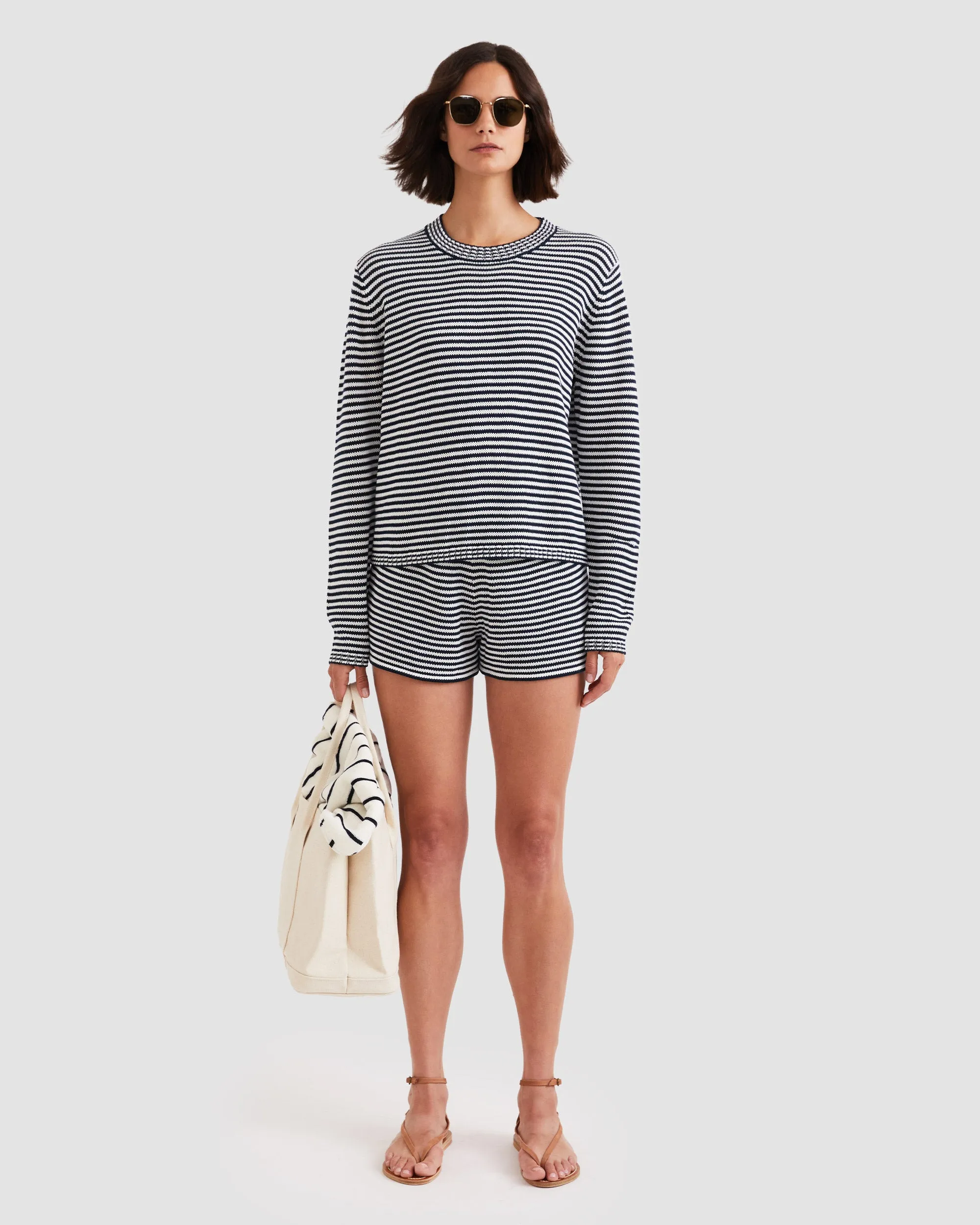The Peyton - Navy/White sold by Kule product image thumbnail 2