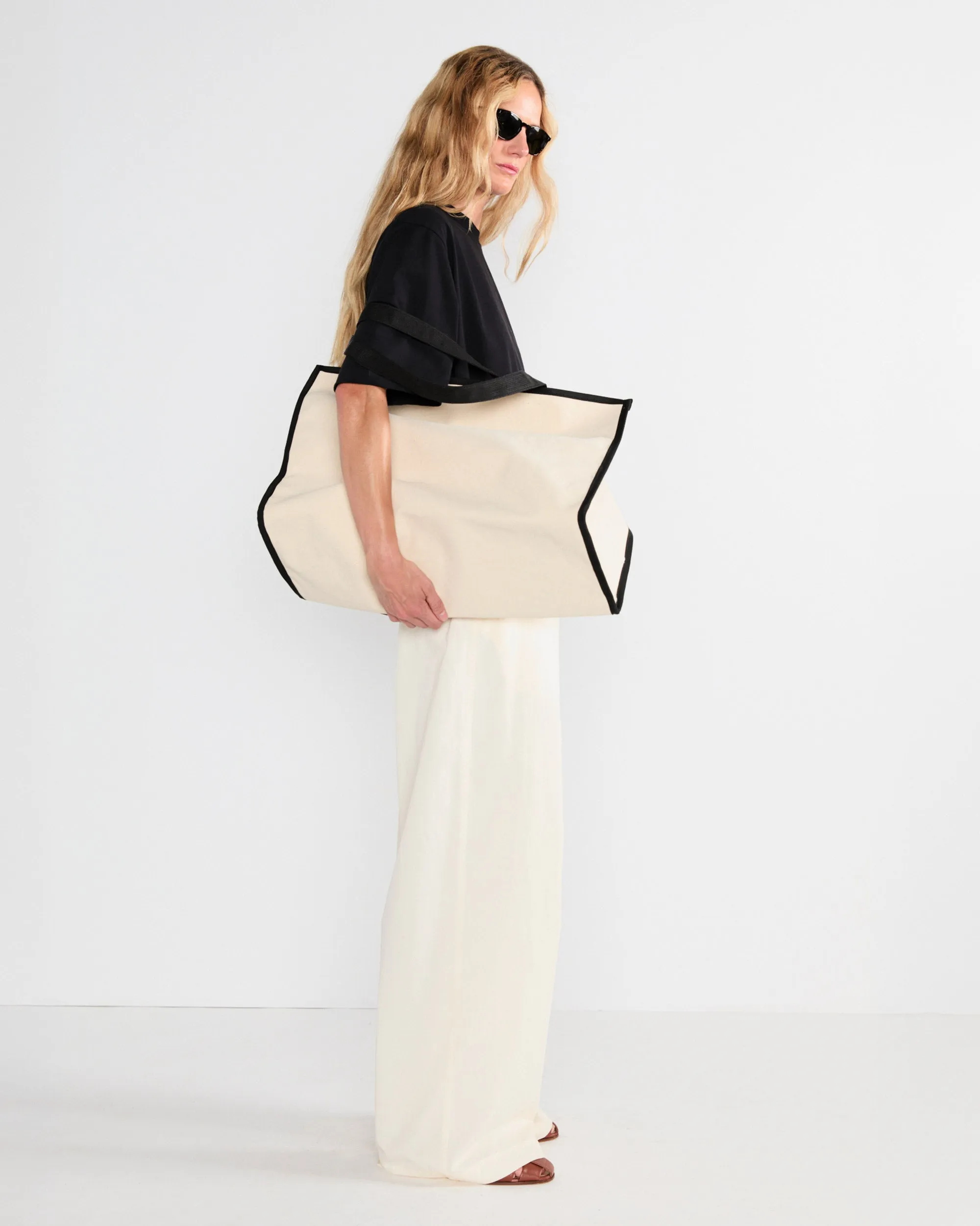 The Lucia - Canvas sold by Kule product image thumbnail 4