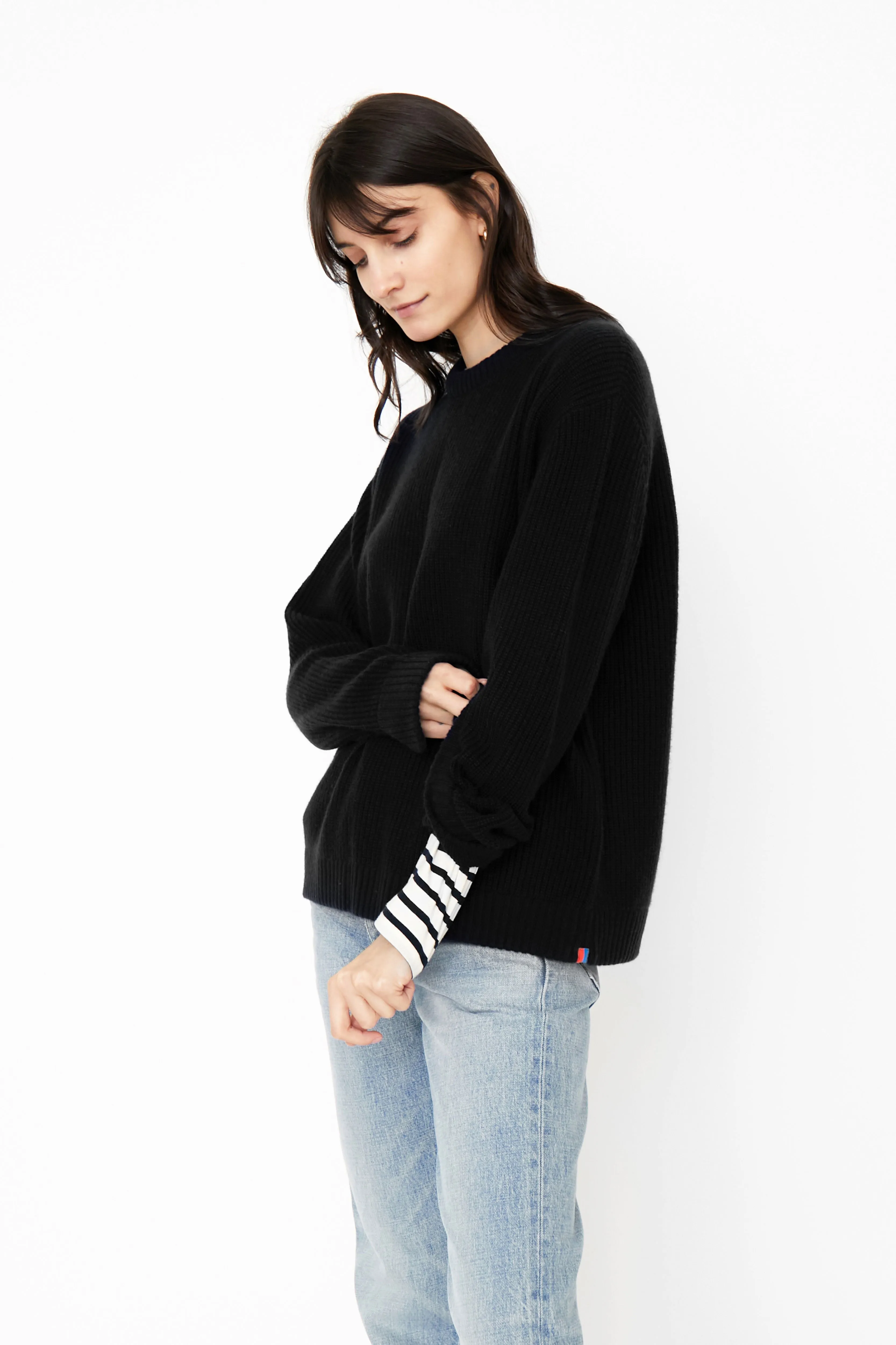 The Alden - Black sold by Kule product image thumbnail 2