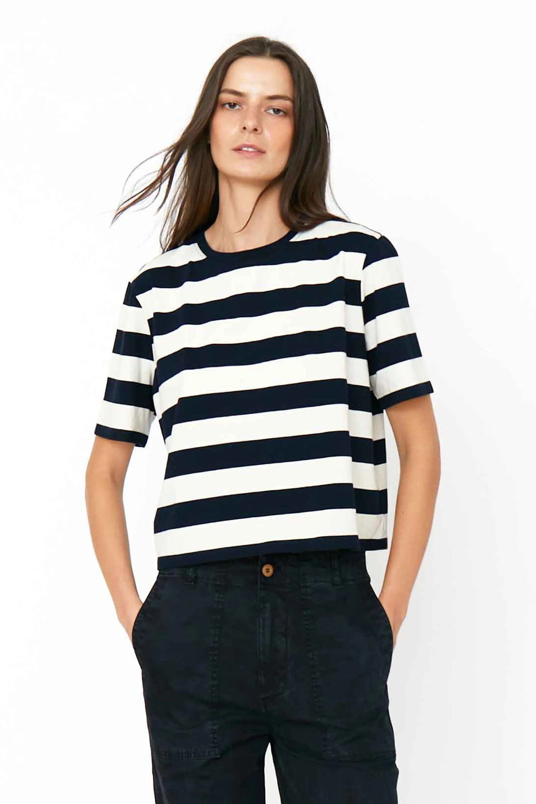 The Brentwood - Black/Cream sold by Kule product image thumbnail 2