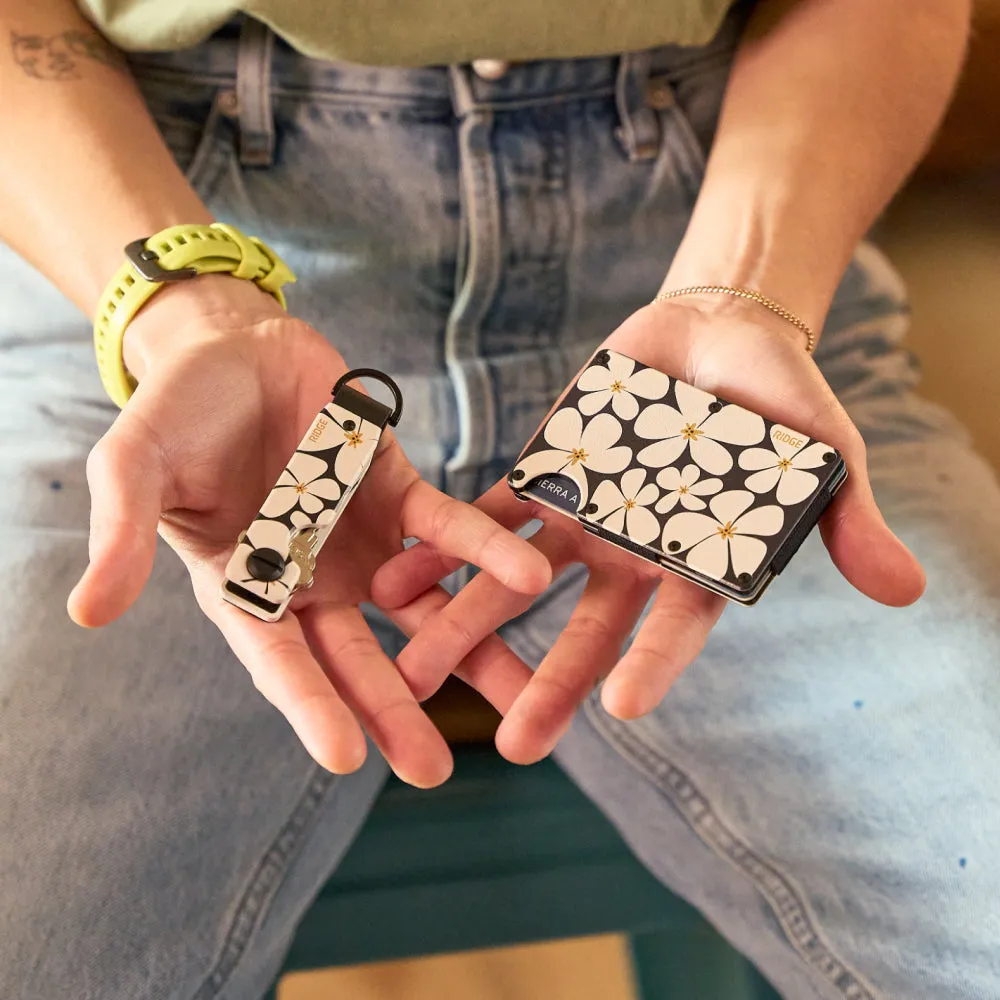 Ridge KeyCase - Daisy Dream sold by The Ridge product image thumbnail 5
