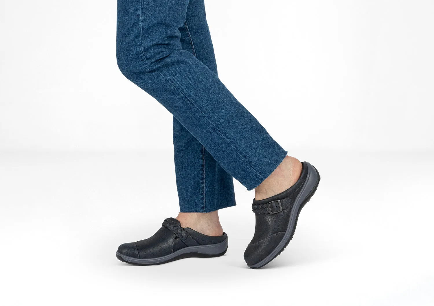 Irma - Charcoal sold by Orthofeet product image thumbnail 2