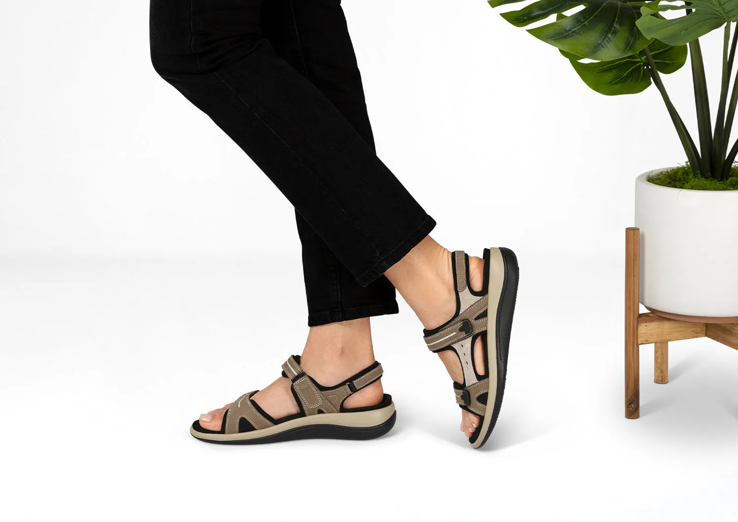 Venice - Brown sold by Orthofeet product image thumbnail 2