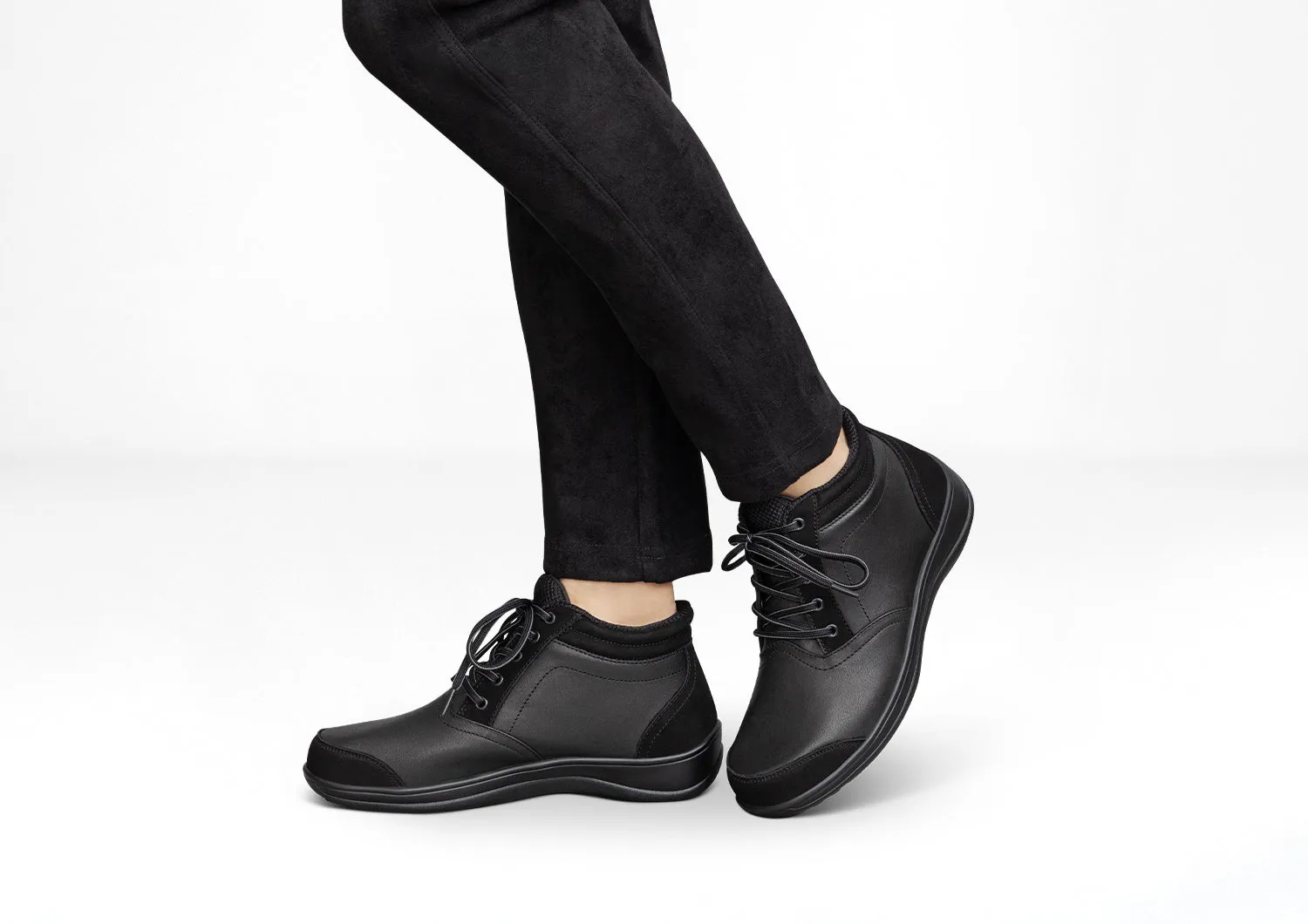 Milano - Black sold by Orthofeet product image thumbnail 2