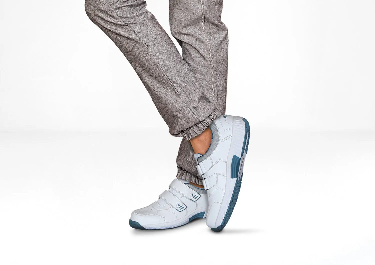 Alamo - White sold by Orthofeet product image thumbnail 2