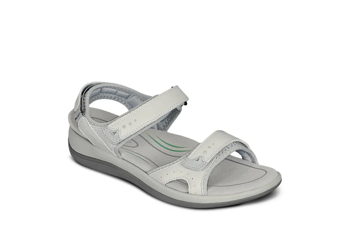 Malibu - Bone sold by Orthofeet