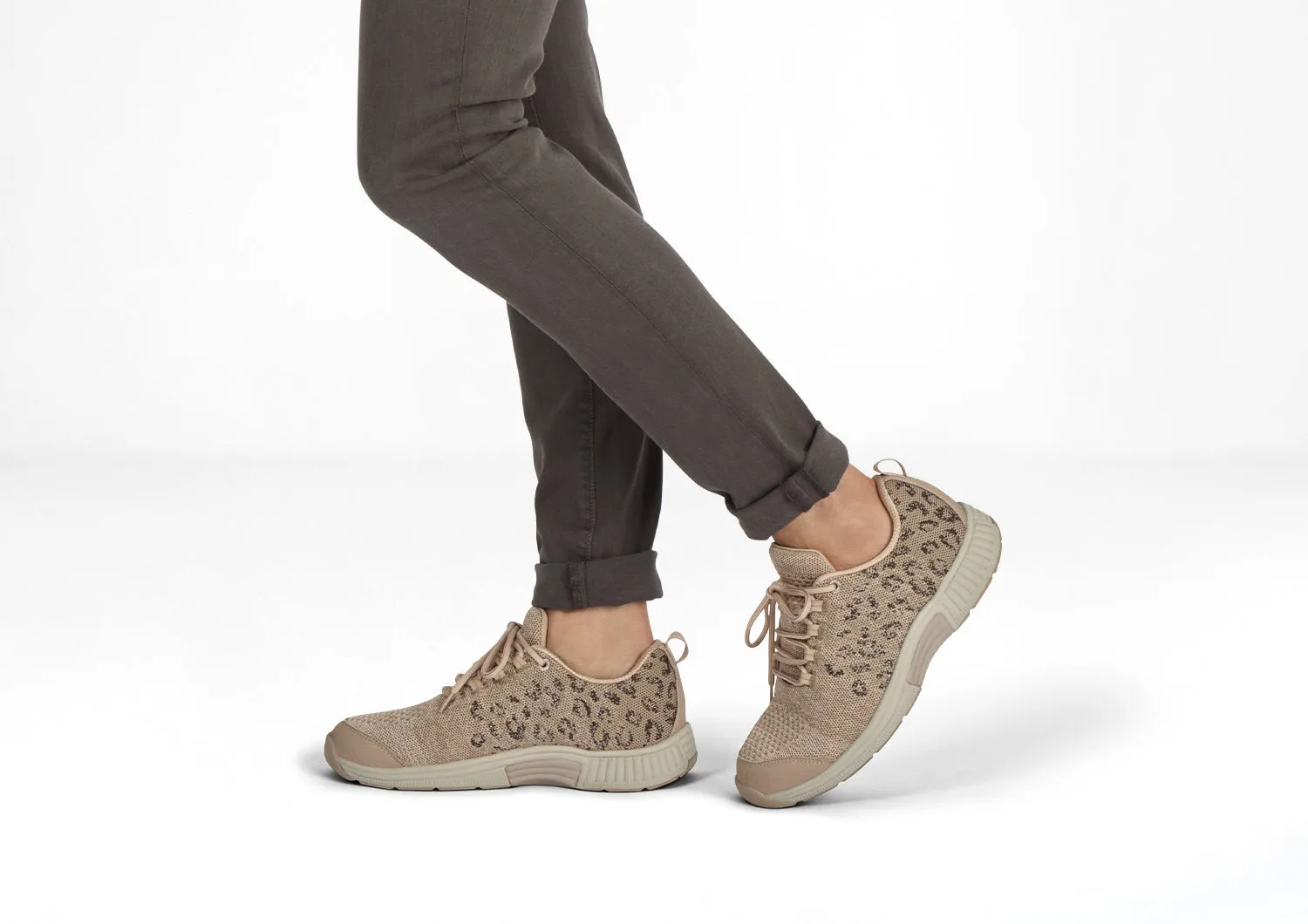 Coral - Beige Leopard sold by Orthofeet product image thumbnail 2