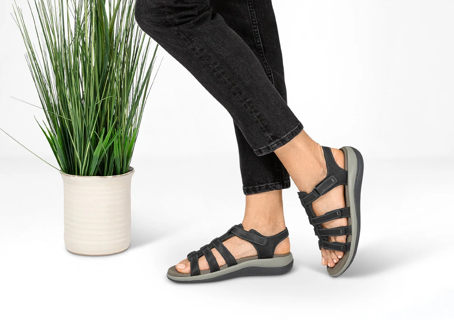 Amalfi - Black sold by Orthofeet product image thumbnail 2