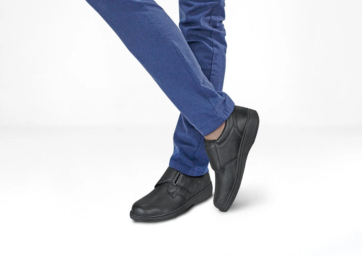 Broadway - Black sold by Orthofeet product image thumbnail 2