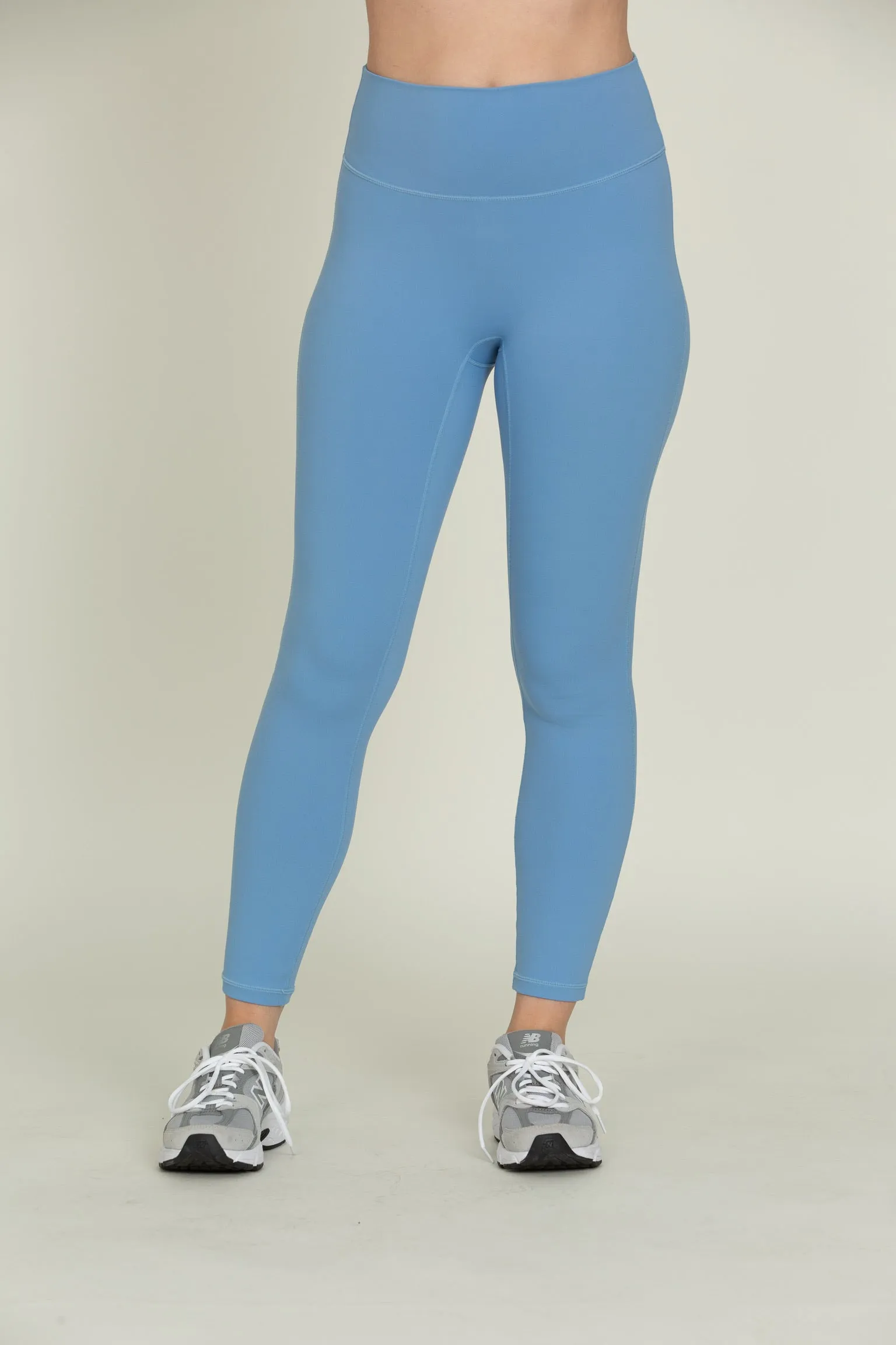 Capri MotionCloud Legging sold by Gold Hinge product image thumbnail 4
