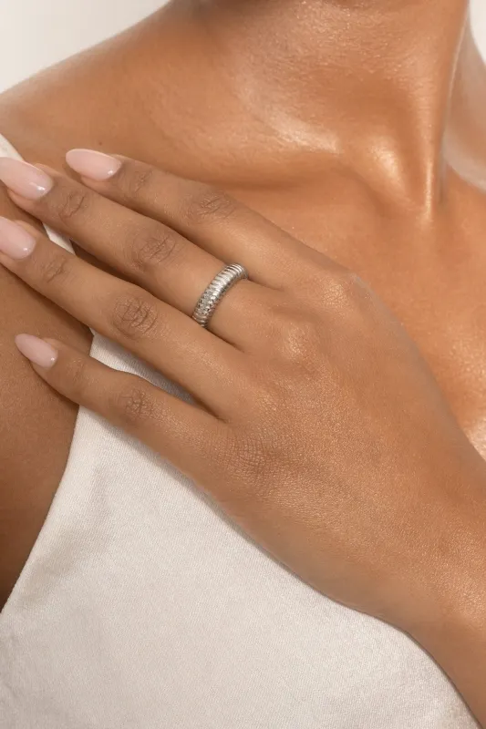 Ribbed Flex Ring made by ettika