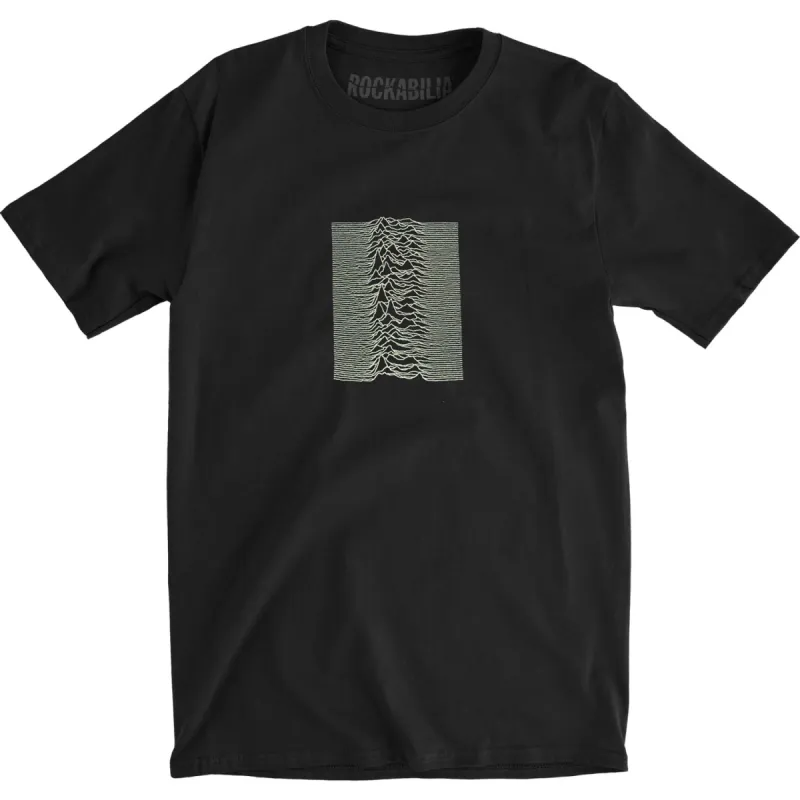 Unknown Pleasures Slim Fit T-shirt made by Rockabilia