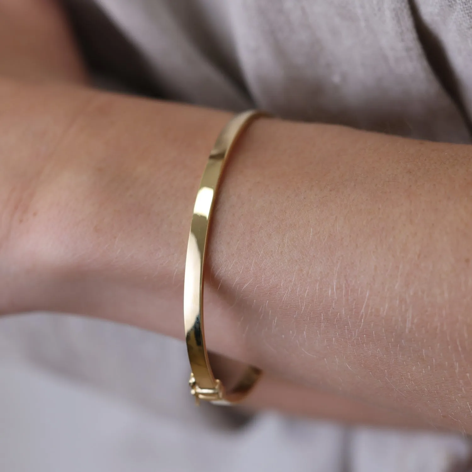 Essential Hinged Bangle (4mm) sold by Baby Gold product image thumbnail 2